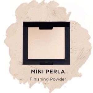 🔴 3/$15! REINA REBELDE Pressed Finishing Powder MINI in PERLA (Fair) 2.8g *NEW